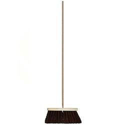 Foto van Talen tools buitenbezem - fsc hout - natuurvezel - 28 cm - 130 cm - bezem