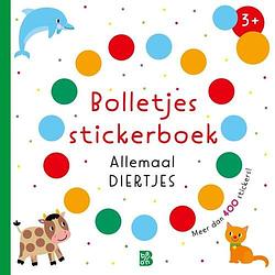 Foto van Bolletjesstickerboek: allemaal diertjes! - paperback (9789403233093)