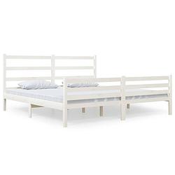 Foto van The living store houten bedframe - grenenhout - 205.5 x 186 x 100 cm - wit - 180 x 200 cm matras - montage vereist