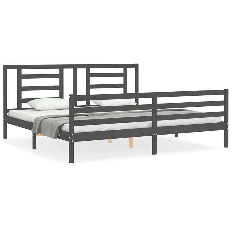 Foto van The living store bedframe massief grenenhout - grijs - 205.5 x 205.5 x 100 cm - multiplex lattenbodem - montage vereist