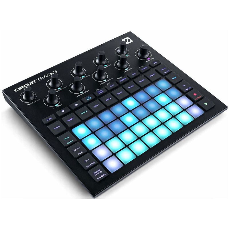 Foto van Novation circuit tracks groovebox