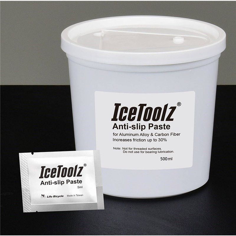 Foto van Anti-slip pasta icetoolz 240c146 (carbon fiber) - 500 ml