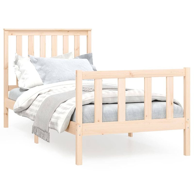 Foto van The living store bedframe - massief grenenhout - 205.5 x 96 x 101 cm - rustieke uitstraling