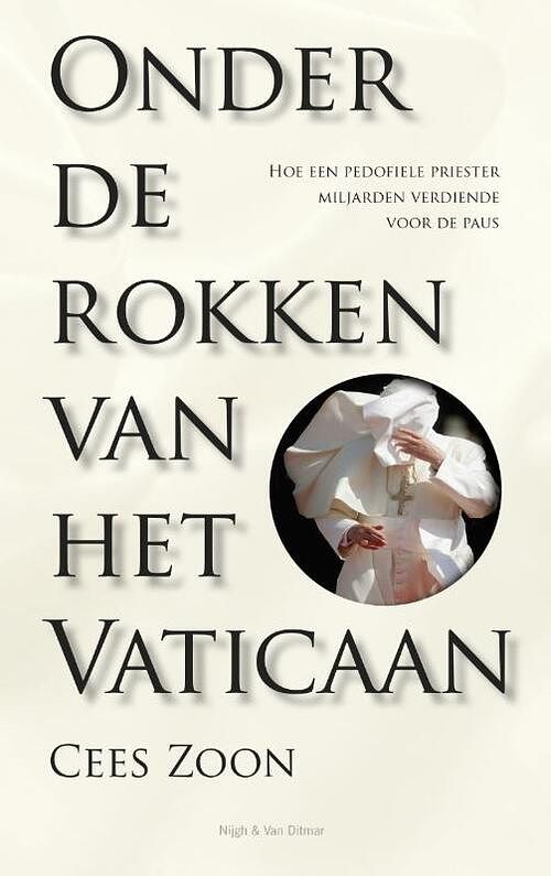 Foto van Onder de rokken van het vaticaan - cees zoon - ebook (9789038896953)