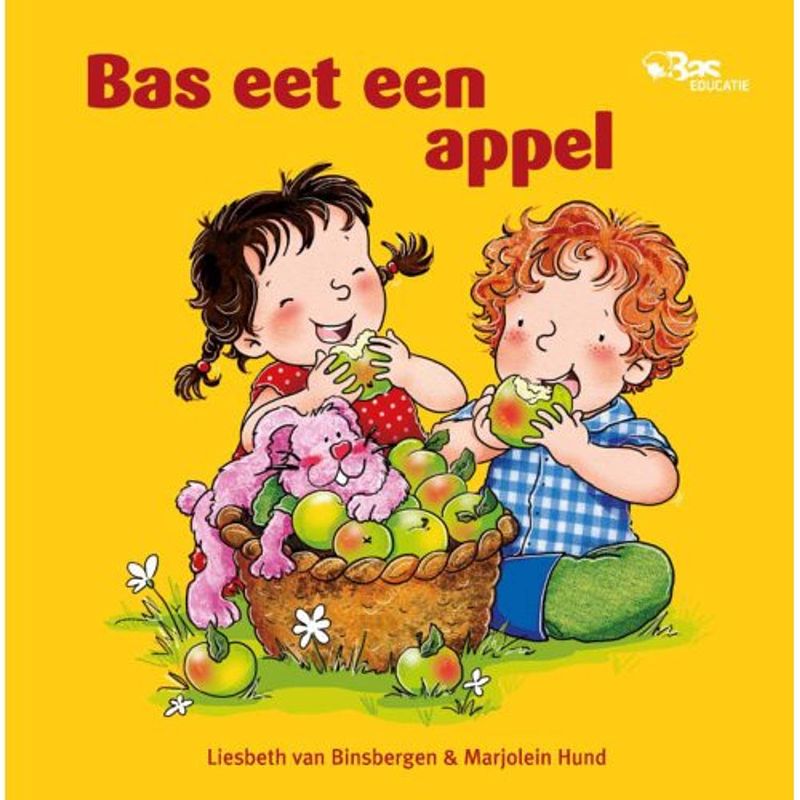 Foto van Bas eet een appel - bas