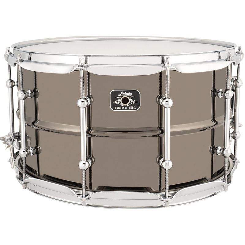 Foto van Ludwig lu0814c chrome-plated brass universal metal 14 x 8 inch snaredrum