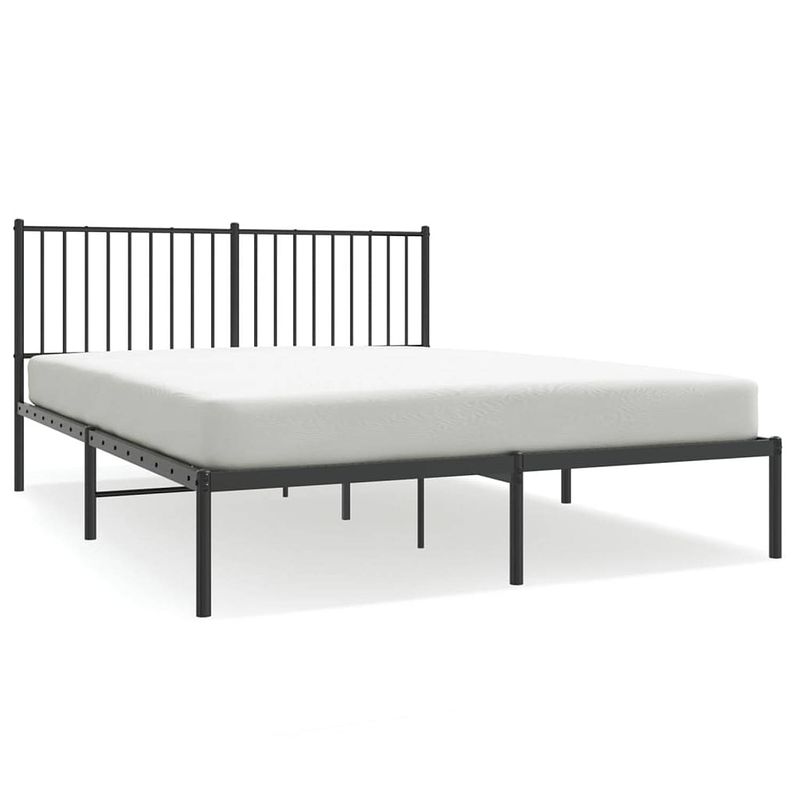 Foto van The living store bedframe classic - metaal - 207 x 156 x 90.5 cm - zwart