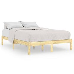 Foto van The living store houten bedframe - massief grenen - 205.5 x 125.5 x 31 cm - geschikt voor 120x200 cm matras - montage