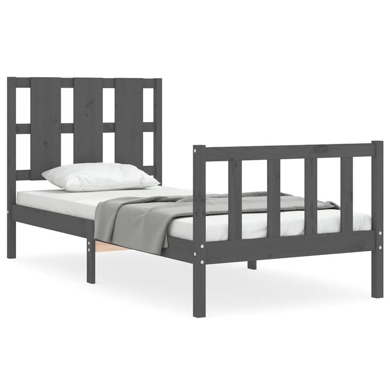 Foto van The living store massief grenenhouten bedframe - grijs - 205.5 x 105.5 x 100 cm - multiplex lattenbodem