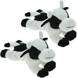 Foto van Set van 2x stuks pluche knuffel dieren koe van 19 cm - knuffel boederijdieren