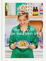 Foto van Met lynn de keuken in - lynn van der vorst - hardcover (9789048867783)