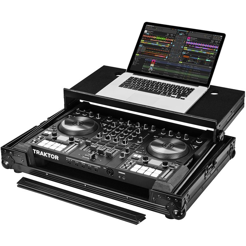 Foto van Odyssey fzgstks4mk3bl case voor ni traktor kontrol s4 mk3 zwart