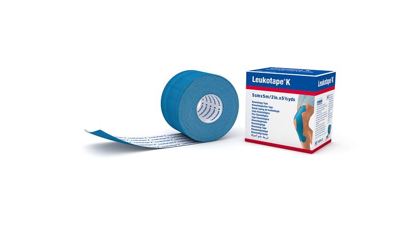 Foto van Leukoplast leukotape k kinesiotape blauw 5cmx5m