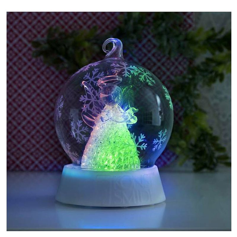 Foto van Kerst led glasbol met engel - timer on/off- 8 x 8 x 12 cm