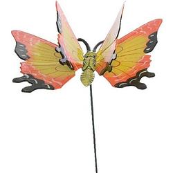 Foto van Metalen vlinder geel/oranje 17 x 60 cm op steker - tuindecoratie vlinders - dierenbeelden