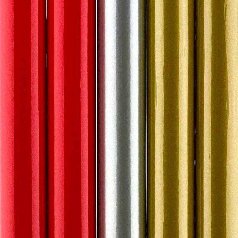 Foto van Assortiment cadeaupapier kadopapier inpakpapier - zilver,goud en rood - 70 cm x 2 meter - 5 rollen