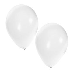 Foto van Witte party ballonnen 30x stuks van 27 cm - ballonnen