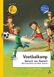 Foto van Voetbalkamp (dyslexie uitgave) - gerard van gemert - paperback (9789463240895)