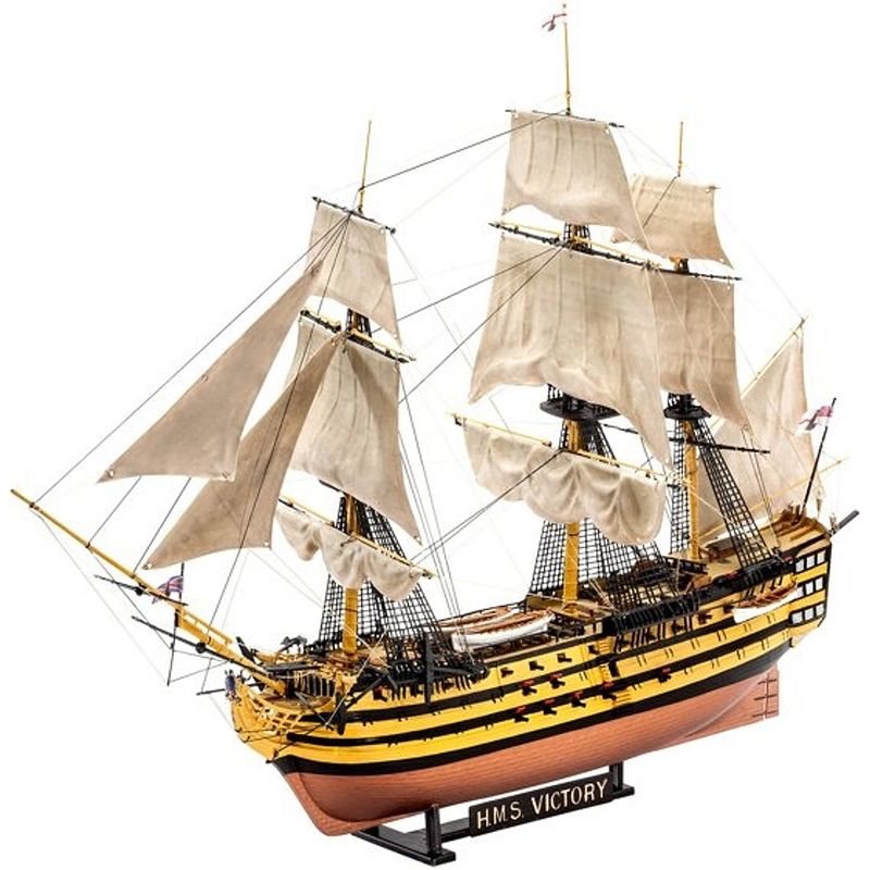 Foto van Revell modelschip hms victory 40 cm 261-delig