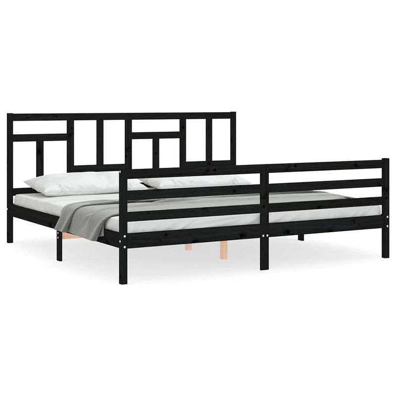 Foto van The living store massief grenenhouten bedframe - zwart - 205.5 x 185.5 x 100 cm - multiplex lattenbodem