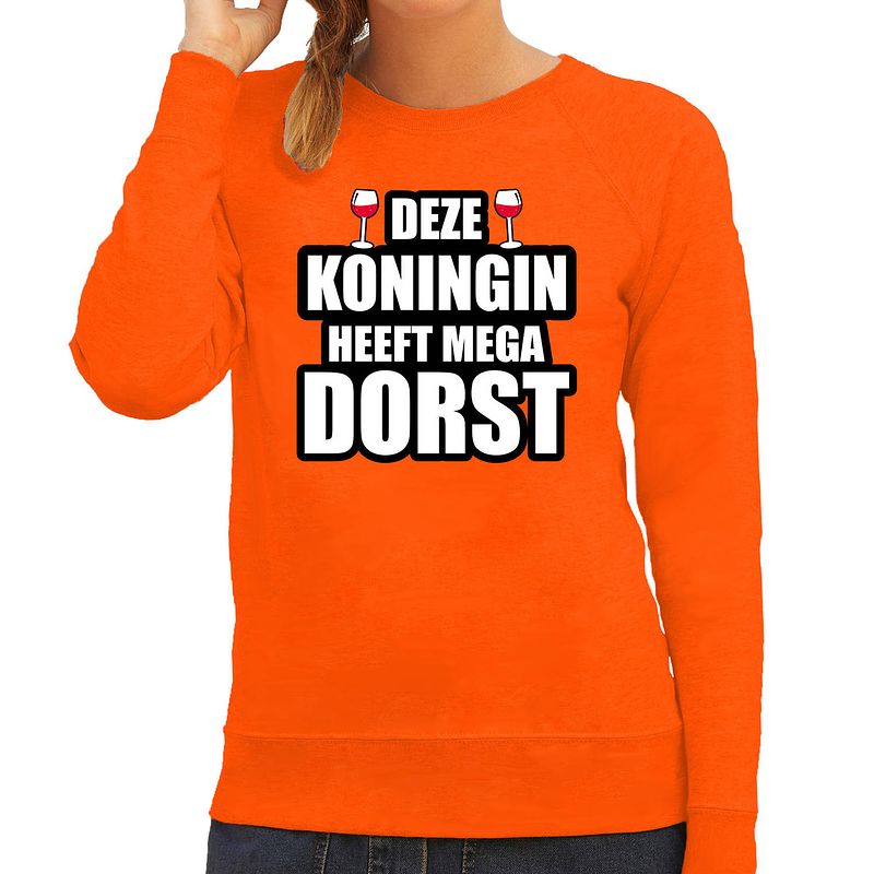 Foto van Deze koningin heeft mega dorst / wijn sweater oranje voor dames - koningsdag truien m - feesttruien