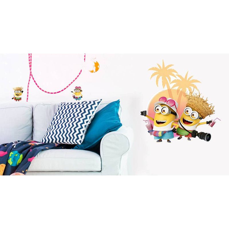 Foto van Despicable 3 on vacation - muursticker - multi