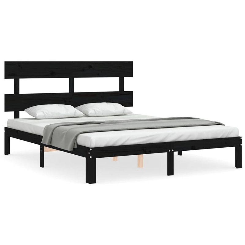 Foto van The living store massief grenenhouten bedframe - 203.5 x 153.5 x 81 cm - multiplex lattenbodem