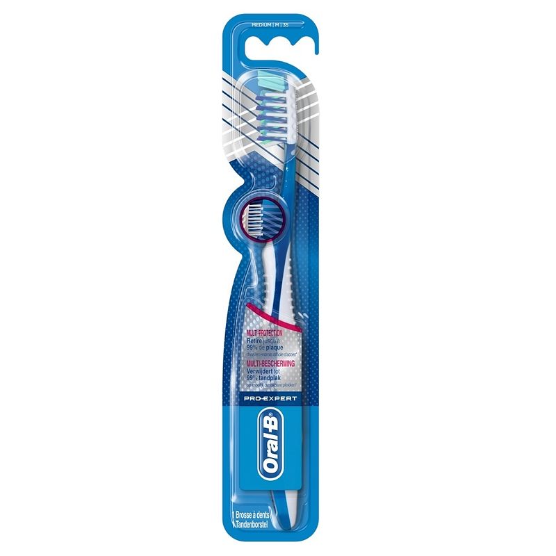 Foto van Oralb proexpert crossaction multibescherming manuele tandenborstel medium bij jumbo