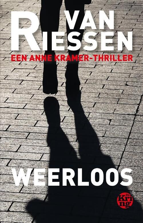 Foto van Weerloos - joop van riessen - paperback (9789462972377)