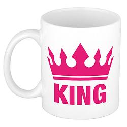 Foto van Cadeau king mok/ beker wit met fuchsia roze bedrukking 300 ml - feest mokken