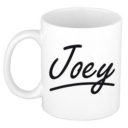 Foto van Naam cadeau mok / beker joey met sierlijke letters 300 ml - naam mokken