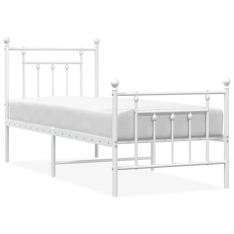 Foto van The living store klassiek bedframe - metaal - 196 x 80 x 97 cm - wit