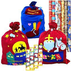 Foto van Leuk gedetailleerde sinterklaas geschenkzakken (3 stuks), incl. 60 naamstickers & 7 rollen cadeaupapier 3 mtr x 70 cm