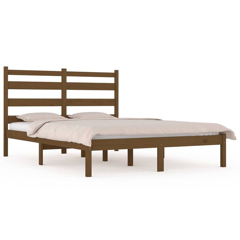 Foto van The living store klassiek houten bedframe - 195.5 x 145.5 x 100 cm - honingbruin - massief grenenhout