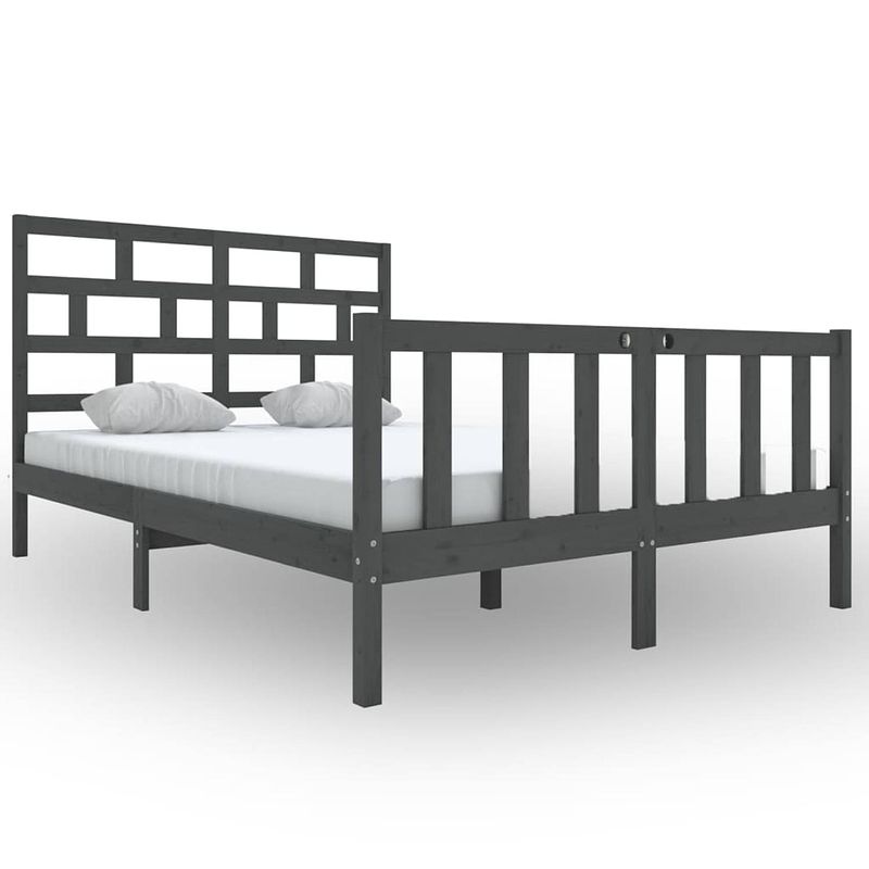 Foto van The living store bedframe grenenhout - grijs - 205.5 x 125.5 x 69.5 cm - stabiel en comfortabel