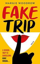 Foto van Fake trip (engelse editie) - margje woodrow - paperback (9789026168352)