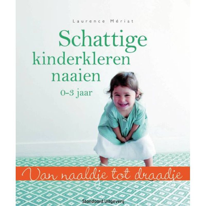 Foto van Schattige kinderkleren naaien