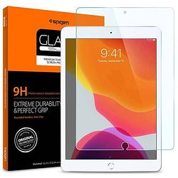 Foto van Spigen glastr screenprotector voor de ipad 10.2 (2019 / 2020)