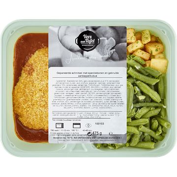 Foto van Vers aan tafel gepaneerde schnitzel met sperziebonen en gebakken aardappelen 475g bij jumbo