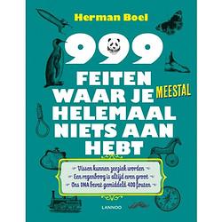 Foto van 999 feiten waar je meestal helemaal niets aan hebt