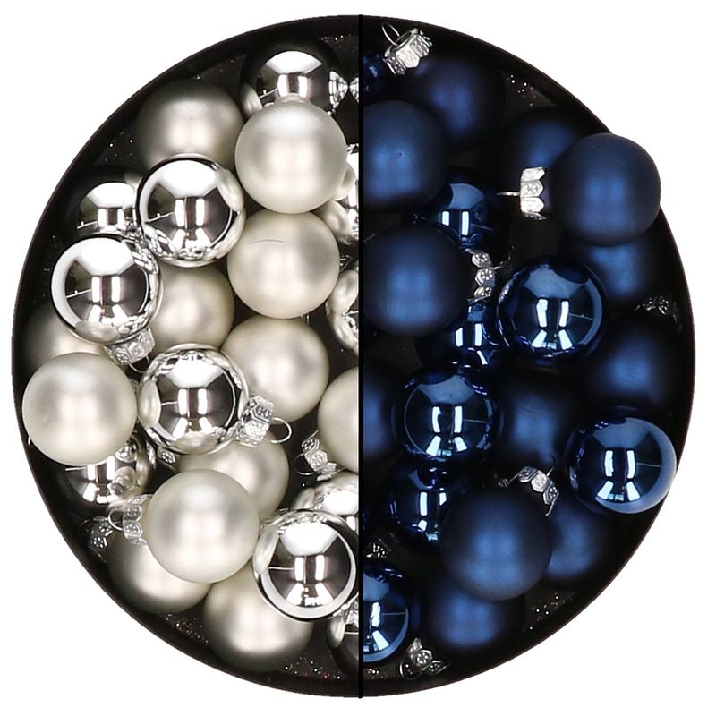 Foto van Mini kerstballen - 48x st - zilver en donkerblauw - 2,5 cm - glas - kerstbal