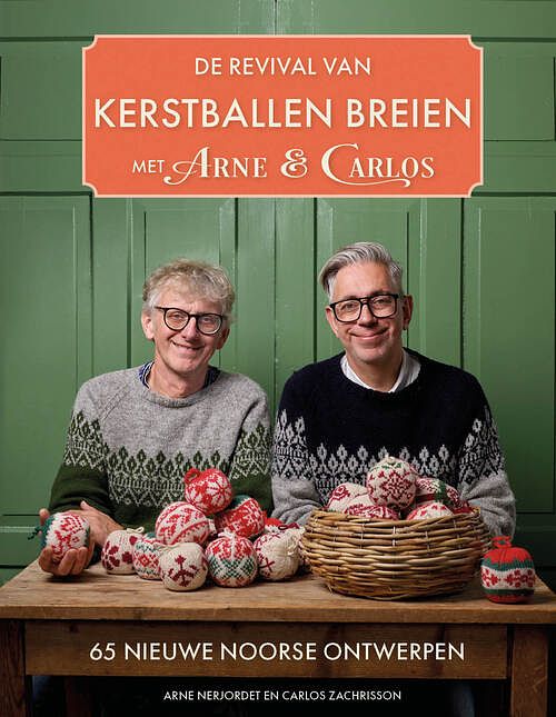 Foto van De revival van kerstballen breien - arne & carlos nerjordet & zachrisson - hardcover (9789021044736)