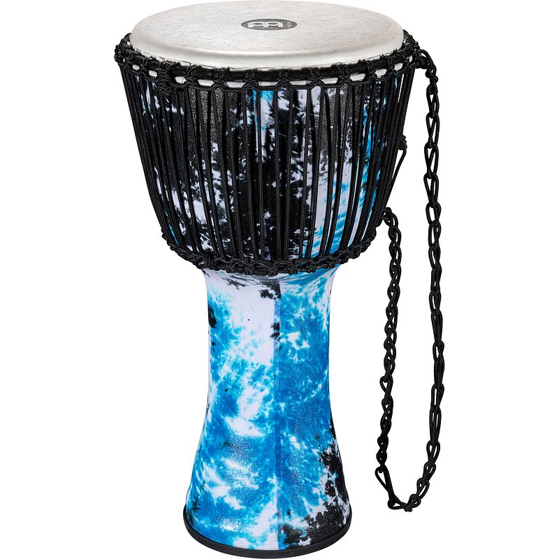 Foto van Meinl padj8-l-f rope tuned travel series galactic blue tie dye 12 inch djembe