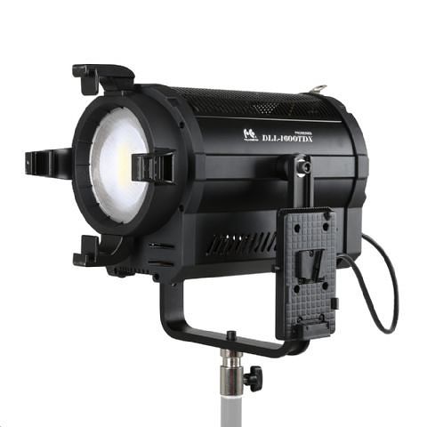 Foto van Falcon eyes bi-color led spot lamp dimbaar dll-1600tdx op 230v of accu