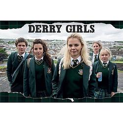 Foto van Pyramid derry girls rip poster 91,5x61cm