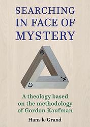 Foto van Searching in face of mystery - hans le grand - paperback (9789493288997)