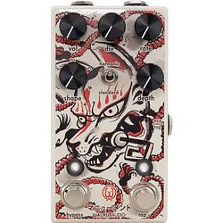 Foto van Walrus audio kamakura series monument v2 harmonic tap tremolo limited edition