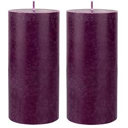 Foto van 2x stuks paarse cilinder kaarsen /stompkaarsen 15 x 7 cm 50 branduren sfeerkaarsen paars - stompkaarsen