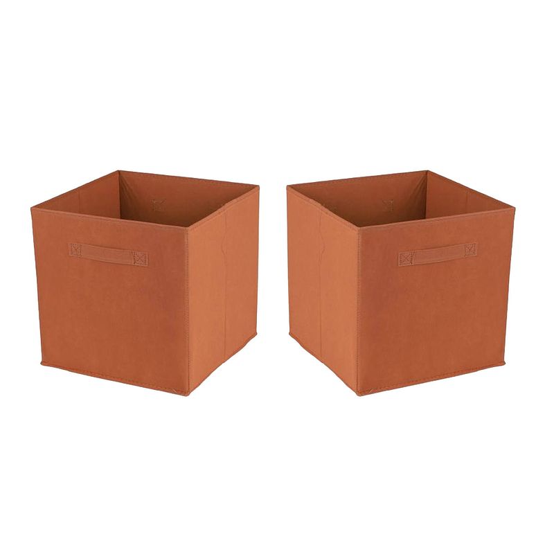 Foto van Urban living opbergmand/kastmand square box - 2x - karton/kunststof - 29 liter - oranje - 31 x 31 x 31 cm - opbergmanden