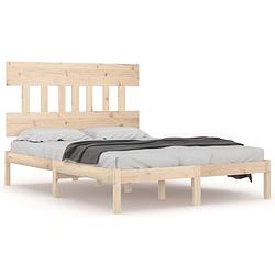 Foto van The living store houten bedframe - onbehandeld grenenhout - 120 x 200 cm - stabiel en comfortabel